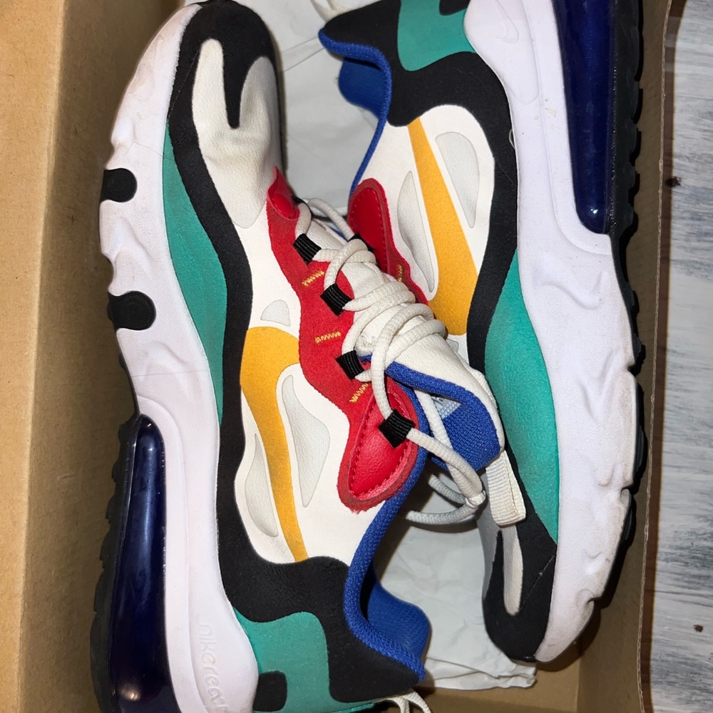 Nike Air Max 270 React